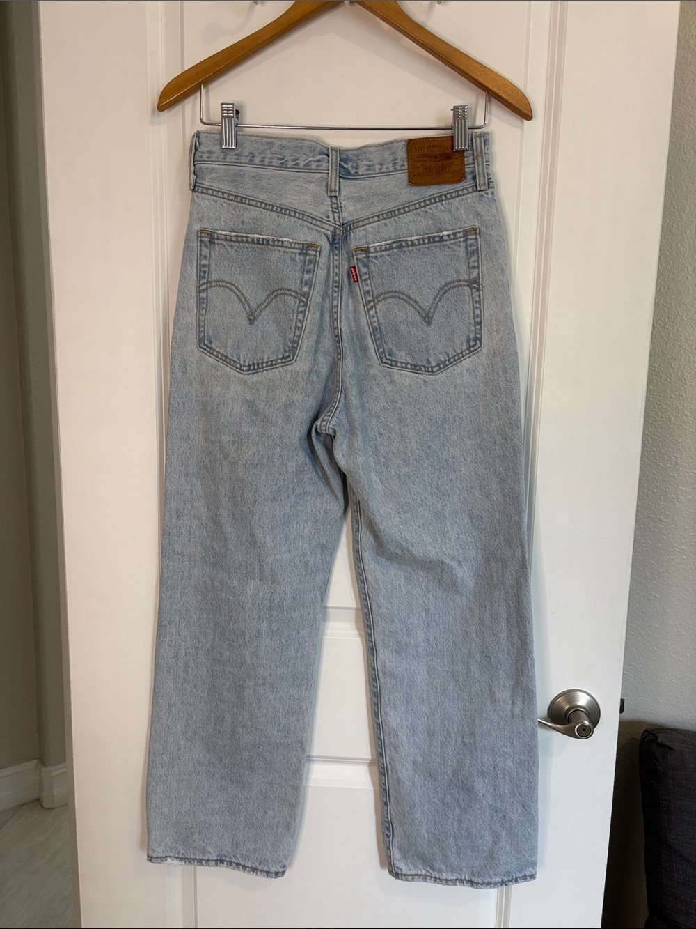 Levi’s Ribcage Ankle Straight Jeans Light Wash Size 27 - Picture 8 of 15